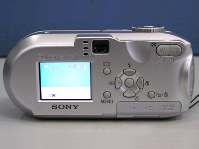 經(jīng)典便攜之選 索尼DSC-P73數(shù)碼相機(jī)產(chǎn)品圖賞